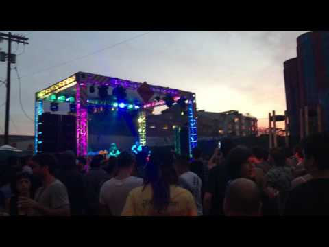 Danny Daze Closing @ Diversion With Dixon Lot 613 Block Party