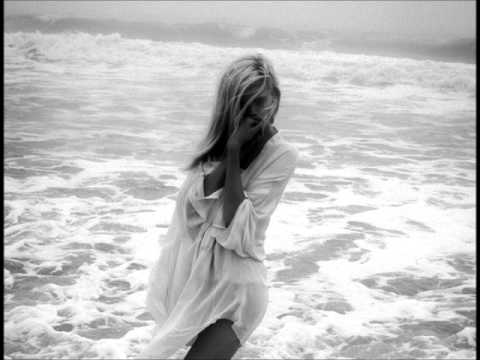 Essonita - So Please (A.e.r.o. Chillout Mix)