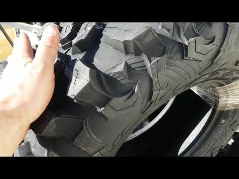 Maxxis Carnivore Radial
