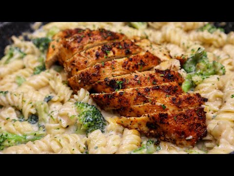 Chicken and Broccoli Alfredo Pasta| Must Try!
