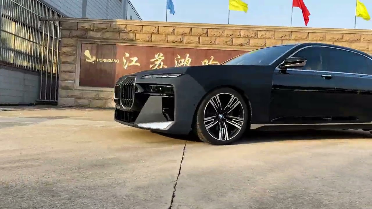 #BMW #7Series #F01 #F02 #Facelift #Upgrade #G70 #Bodykit #Car #Modified #upunited😊😏⚽