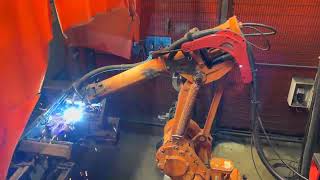 Robot industrial ABB + Fronius dijual - Gambar 4 | Machineryline ID Robot industrial ABB + Fronius | Gambar 4 - Machineryline