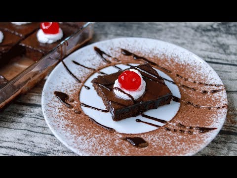 Black Forest Texas Sheet Cake | Black Forest Sheet Cake Without Oven | Eggless Black Forest Cake