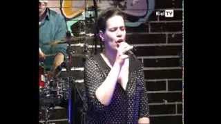 Nina Reloaded Band: Don't Let Me Be Lonely Tonight (Kiel TV 25 01 2014)