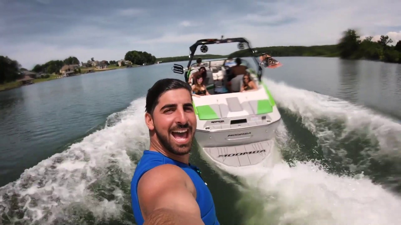 Moomba Summertime Vibes