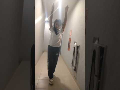 video de educación física emily gamba y Michell montealegre