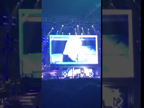 180519 / EXO-CBX in Japan -Nagoya [Chen showing his ABS😂]