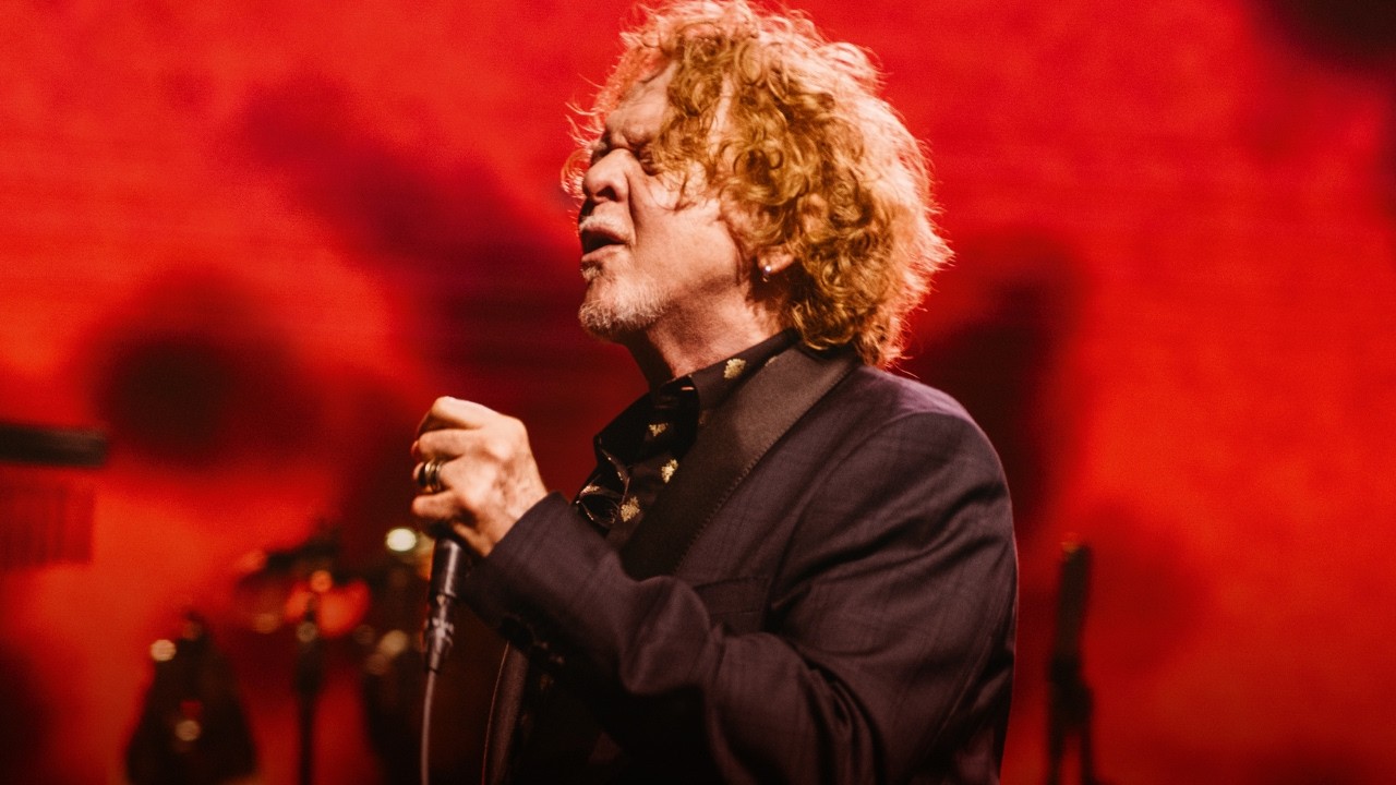 Simply Red - Something Got Me Started (Live in Santiago)
