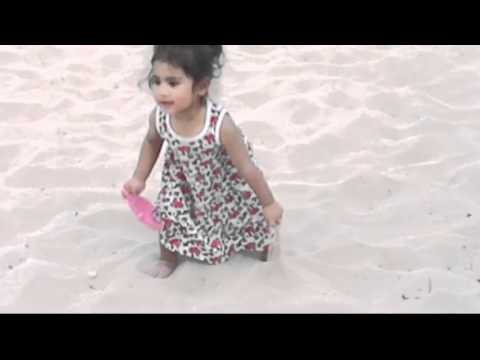 Anoushka Mallorca beach (12.07.2011)