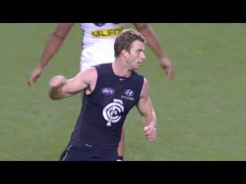 Hendo gets the luck of the bounce