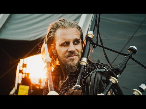 FEUERSCHWANZ - Knochenkarussell (Official Live Video) | Napalm Records