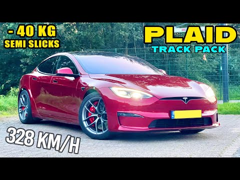 TESLA PLAID *REAR SEAT DELETE* TRACK PACK // 200MPH REVIEW on AUTOBAHN