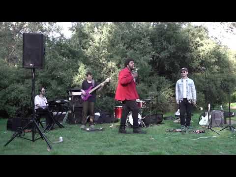 Veotis Latchison video