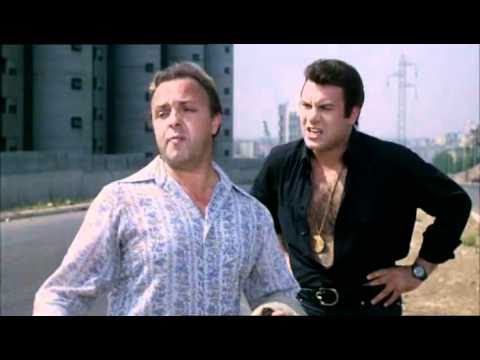 Un sacco bello - il tram che si carica...