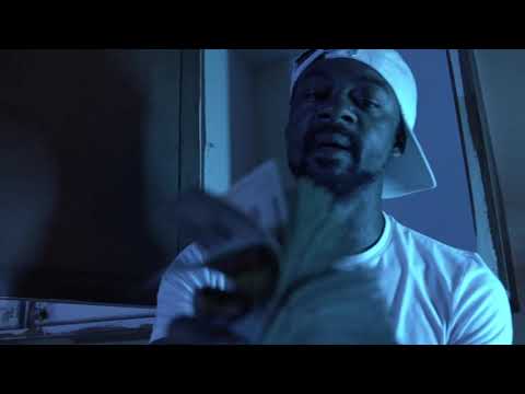 IAM MARZ feat. KITCHEN QLEEN "RUNNIN UP A BAG" (Official Music Video) Shot By: SP Detroit