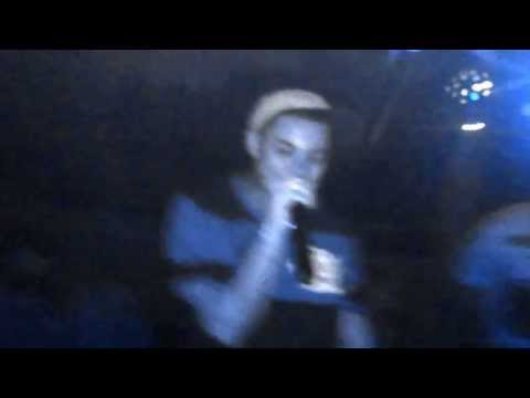 MC BÊ DO CARLONE - MELHOR OPÇÃO.