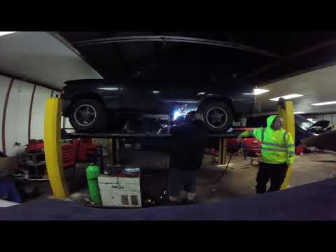 Welding Land Rover discovery
