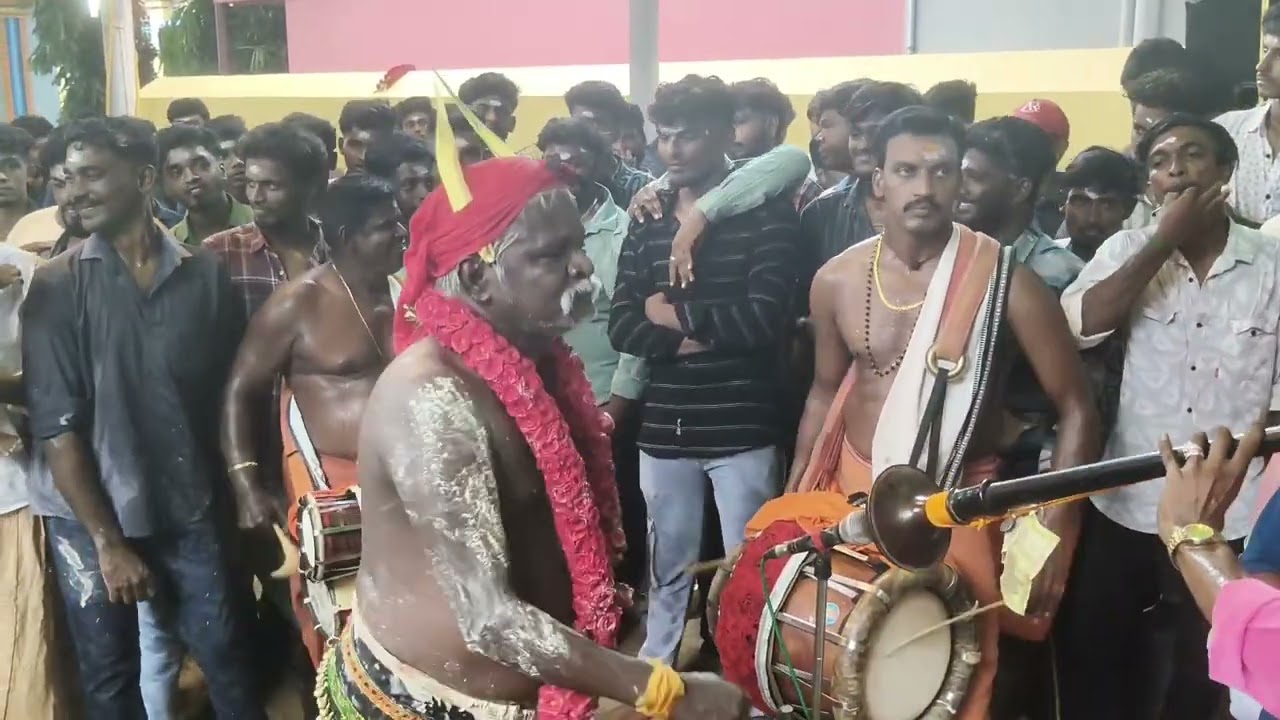 ஆரல்பெரியவர்உற்சாகசாமிஆட்டம்முத்தாரம்மன்கோவில்?