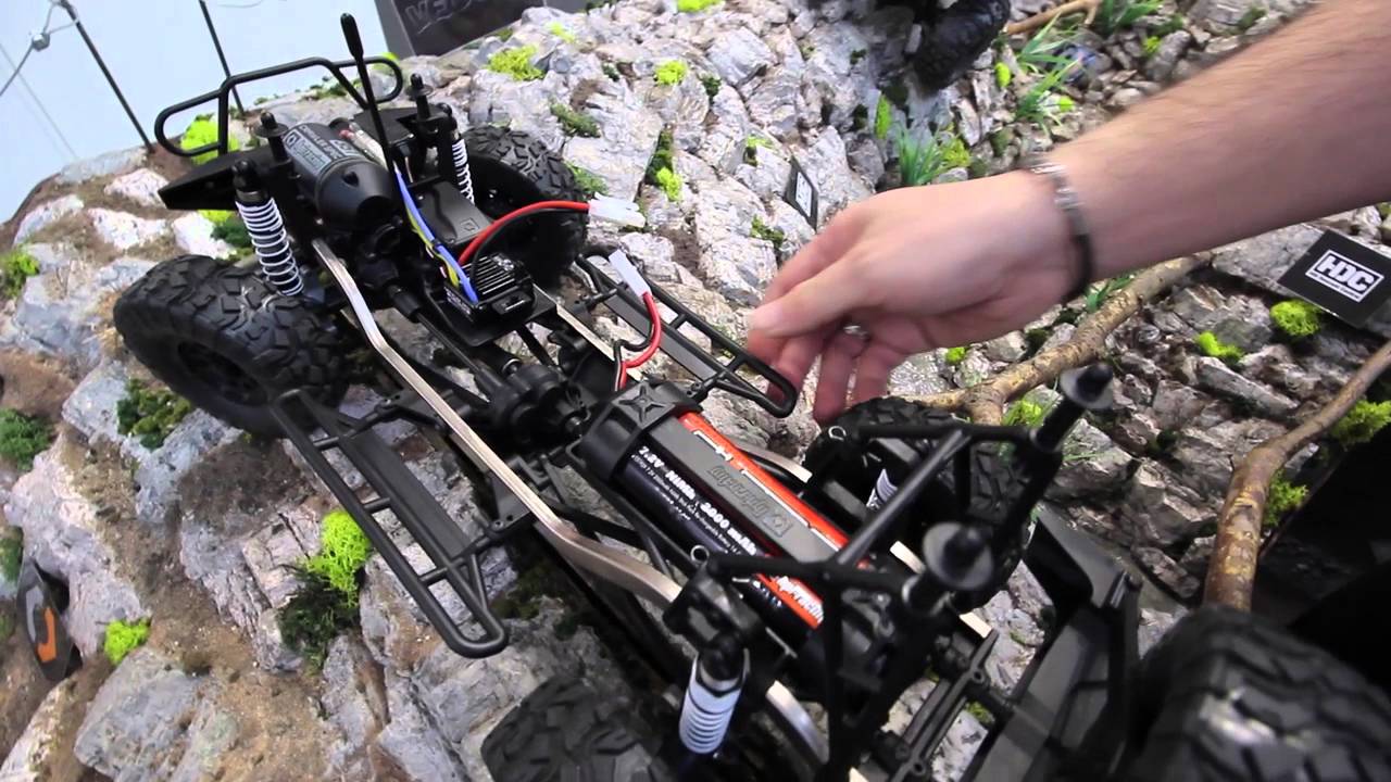 RC auto Venture Toyota FJ Cruiser, piesková