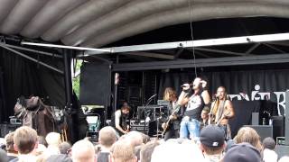 Art of Dying &quot;Straight Across My Mind&quot; Live at Uproar