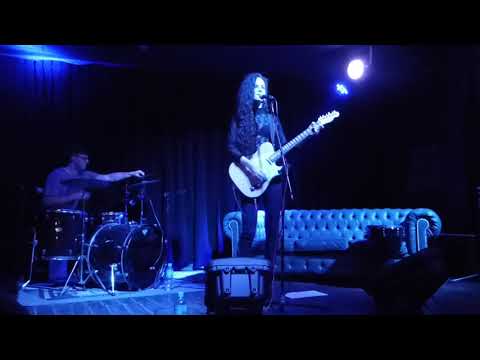 VIRGINIA FERREYRA #Nothing Else Matters (Metallica) 004