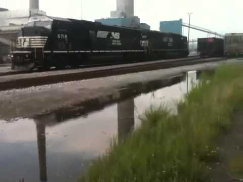NS 6718 & 6725 at PPL - 8/14/12