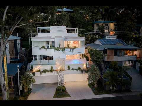 Video for 2/64 West Burleigh Road, Burleigh Heads  QLD  4220