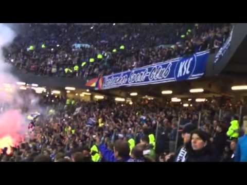 Relegation HSV vs. KSC 2015    Bengalo im Gästeblock nach 0:1 für KSC