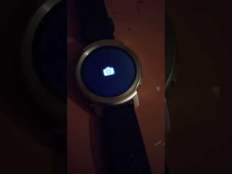 Motorola Moto Watch 100 Smartwatch - 42mm Smartwatch with GPS for Men & Women, Up to 14 Day Battery