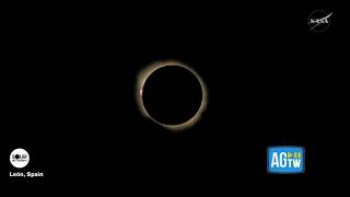 Eclissi totale, il momento clou: il Sole si oscura completamente in Spagna. Le immagini della Nasa