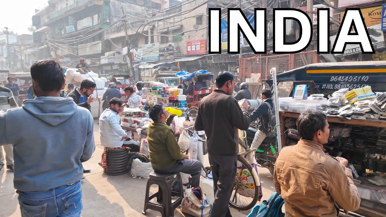 Immersive street-level walking tour through Delhi (Market 7), India, showcasing authentic urban landscapes, local architecture, and the vibrant atmosphere of the city's neighborhoods