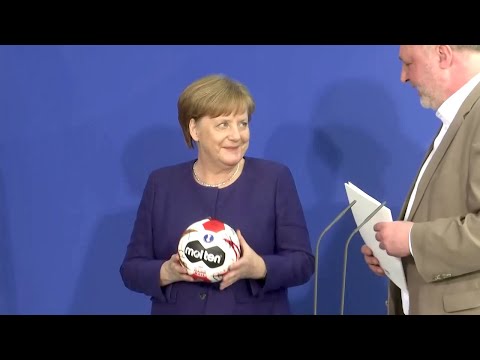 08.04.2019 - Rede Angela Merkel & Andreas Michelmann / Empfang Handball-Nationalmannschaft