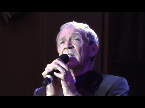 Stuart Gillies singing 'Softly as I Leave You' on Cunard Cruise Ship Queen Elizabeth in 2013