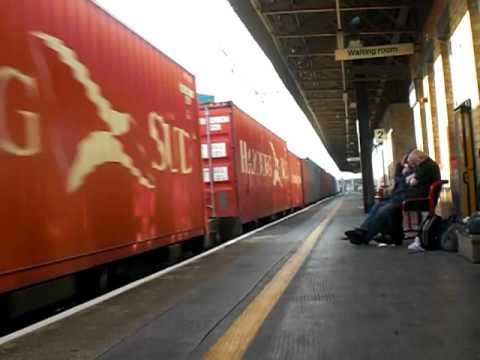 86607 and 86632 at Warrington Bank Quay
