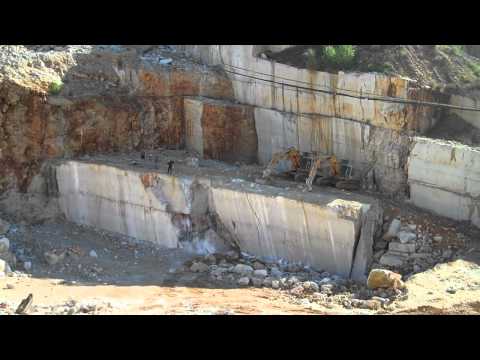 Massive Brescia marble quarry wall comes down in Italy