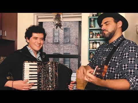 Sam Reider and Jorge Glem play mash-up of "Homer the Roamer" and "Sabana Blanca"