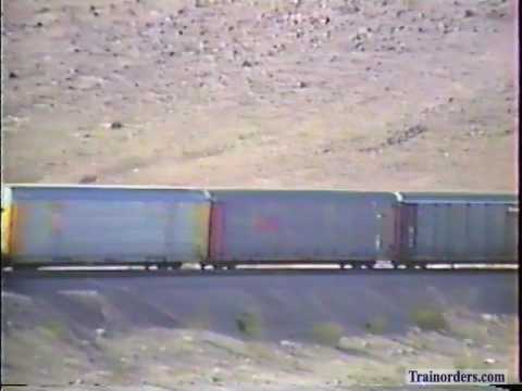 Classic Railroad Series 378 - Santa Fe at Ludlow, CA December 21, 1991