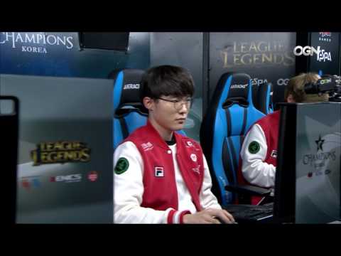 SKT trying to give 1000th kill to Bang + his reaction