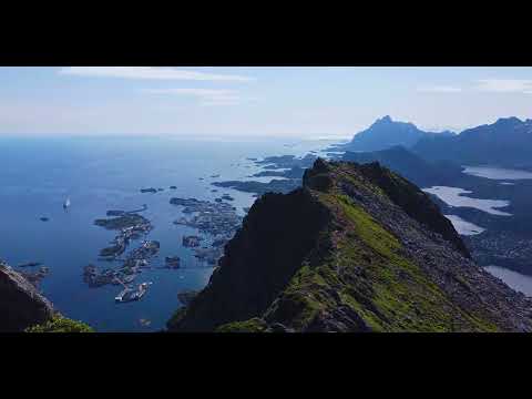 Djevelporten and Floya