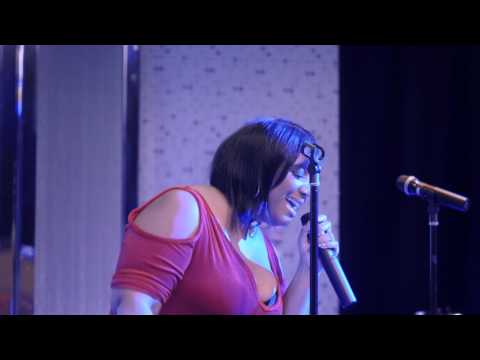 Ms  Tia performing "Hello"