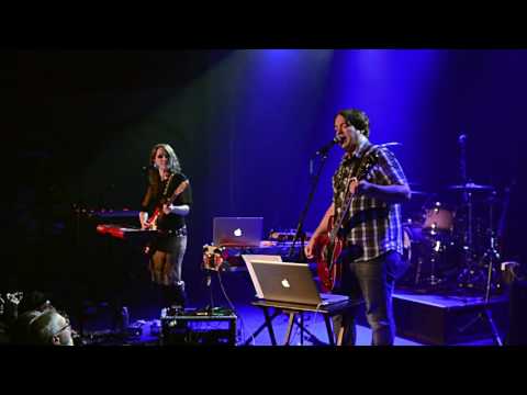 Anomie Belle - Picture Perfect (feat. Jon Auer) Live at the Neptune Theater