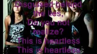Cut Throat -Kittie (Lyrics)