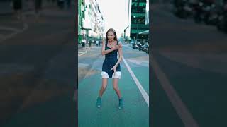 Download lagu Girl dancing solo (Using Deepfake AI) mp3 Download lagu Girl dancing solo (Using Deepfake AI) mp3