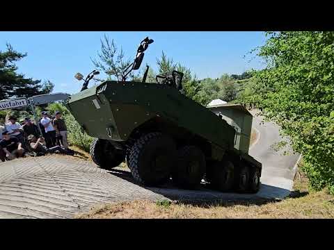 GDLES Mobility Day 2025: Heavy Mission Carrier (HMC) überwindet 60 Prozent Steigung