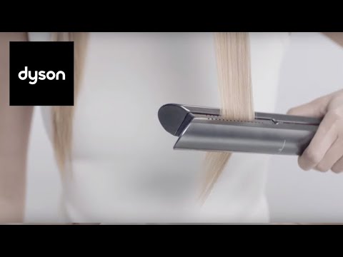 Hair styling tips with the Dyson Corrale™ hair...