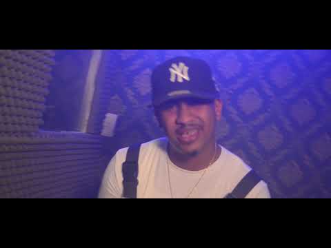 Aka Castro - Yo no Cambio (Video Oficial)