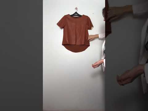 015429 - BLUSA T-SHIRT MULLET PU E CREPE MANGA CURTA DIFATO  (Commerce de Vendas)