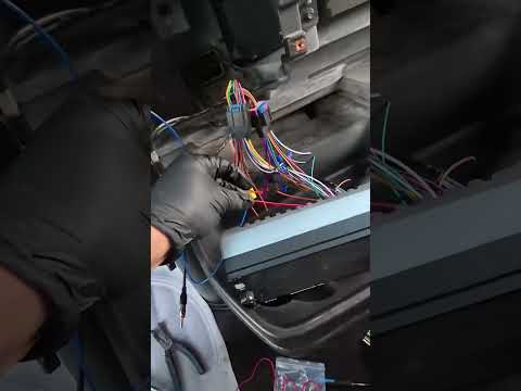 2008-2015 chevy express stereo wiring. Red 12v wire. Amazon stereo harness. Chevy gmc cadillac