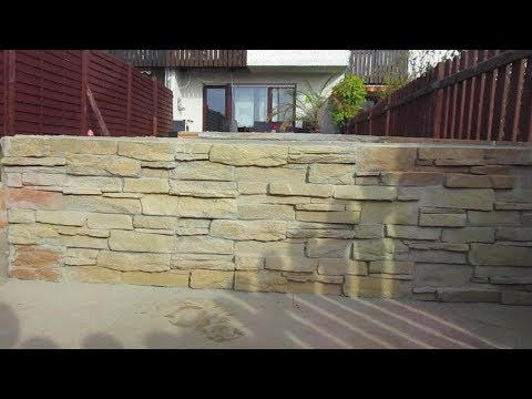 Steinverblender im Garten anbringen (mit einfachen Fliesenkleber)