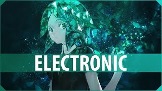 HYDDE &amp; Vives - I Am The Mountain